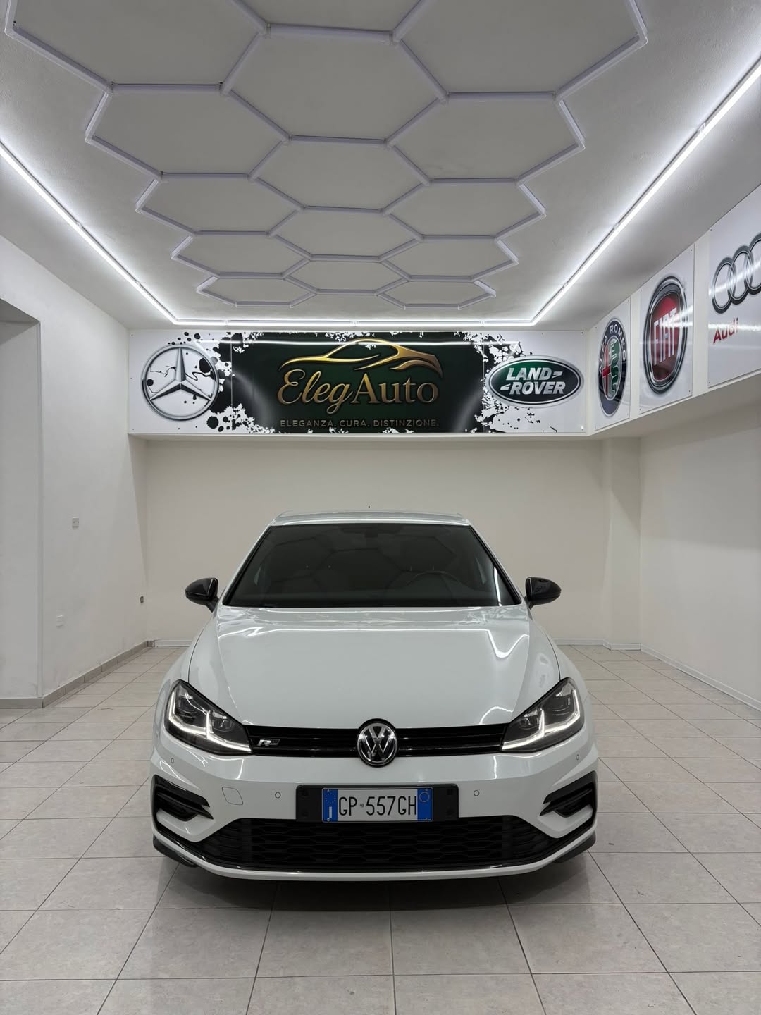 Volkswagen Golf — ElegAuto